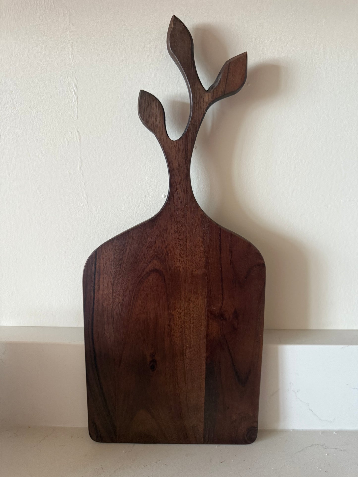 Acacia Wood Cutting Board with Handle