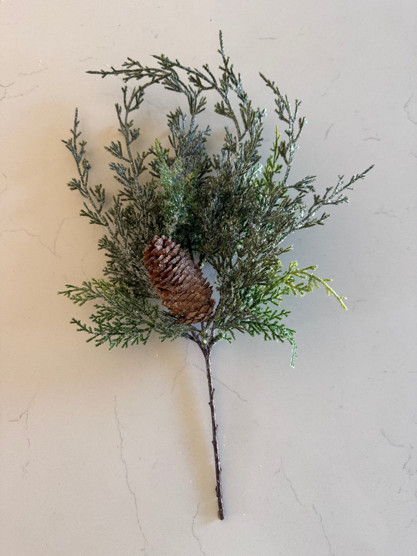 Silver Thread Cedar Pick