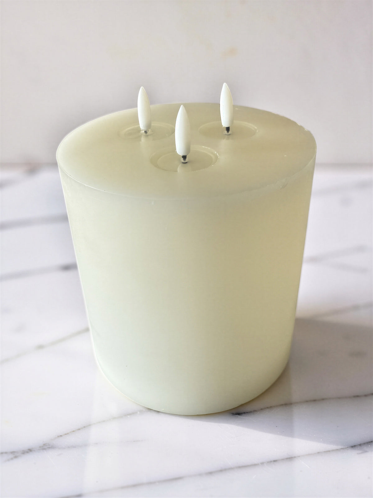 Led Ivory 3 Wick Candle
