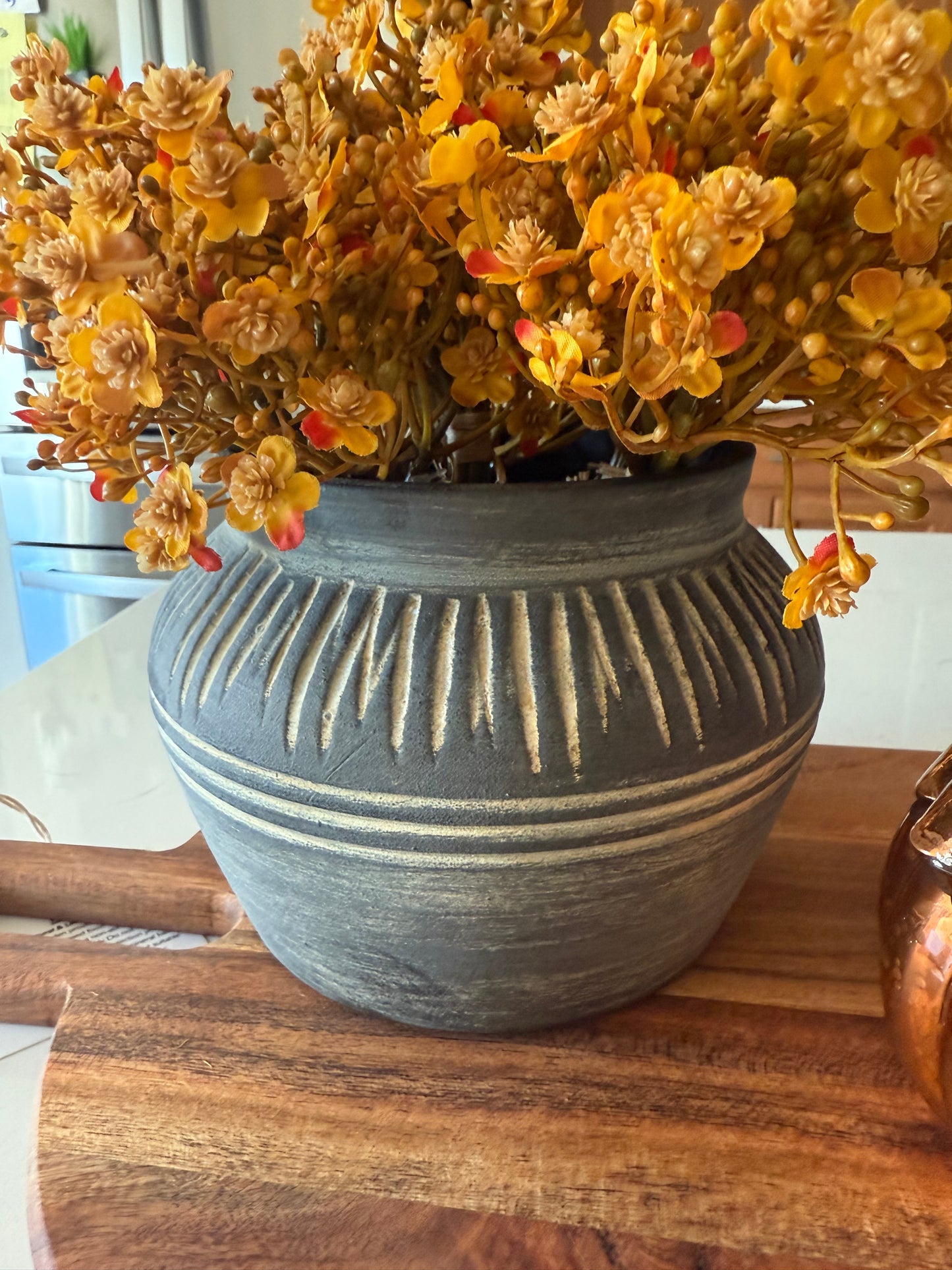 Charcoal Line Vase -5”