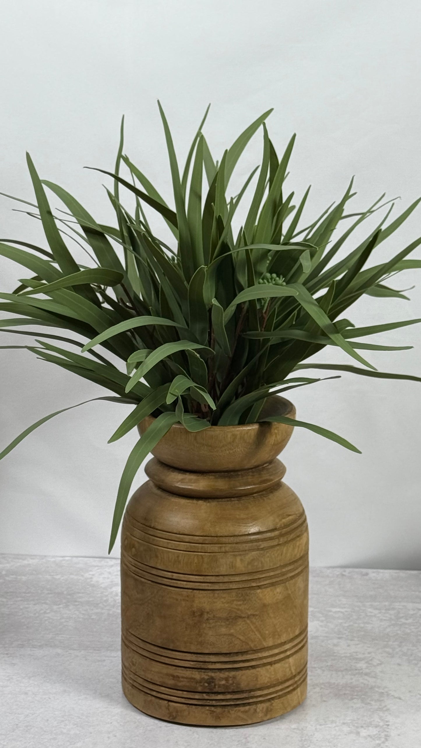 Mango Wood Vase - 8.66''