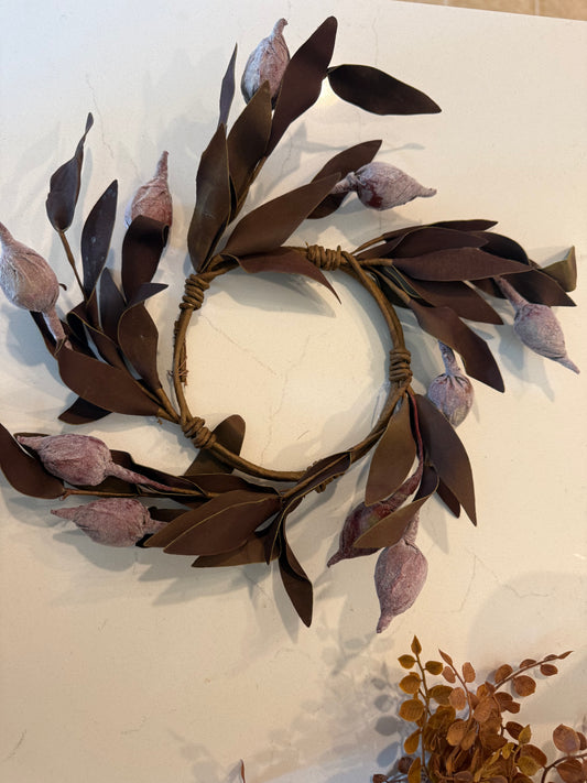 Burgundy Sleepy Eva Candle Ring