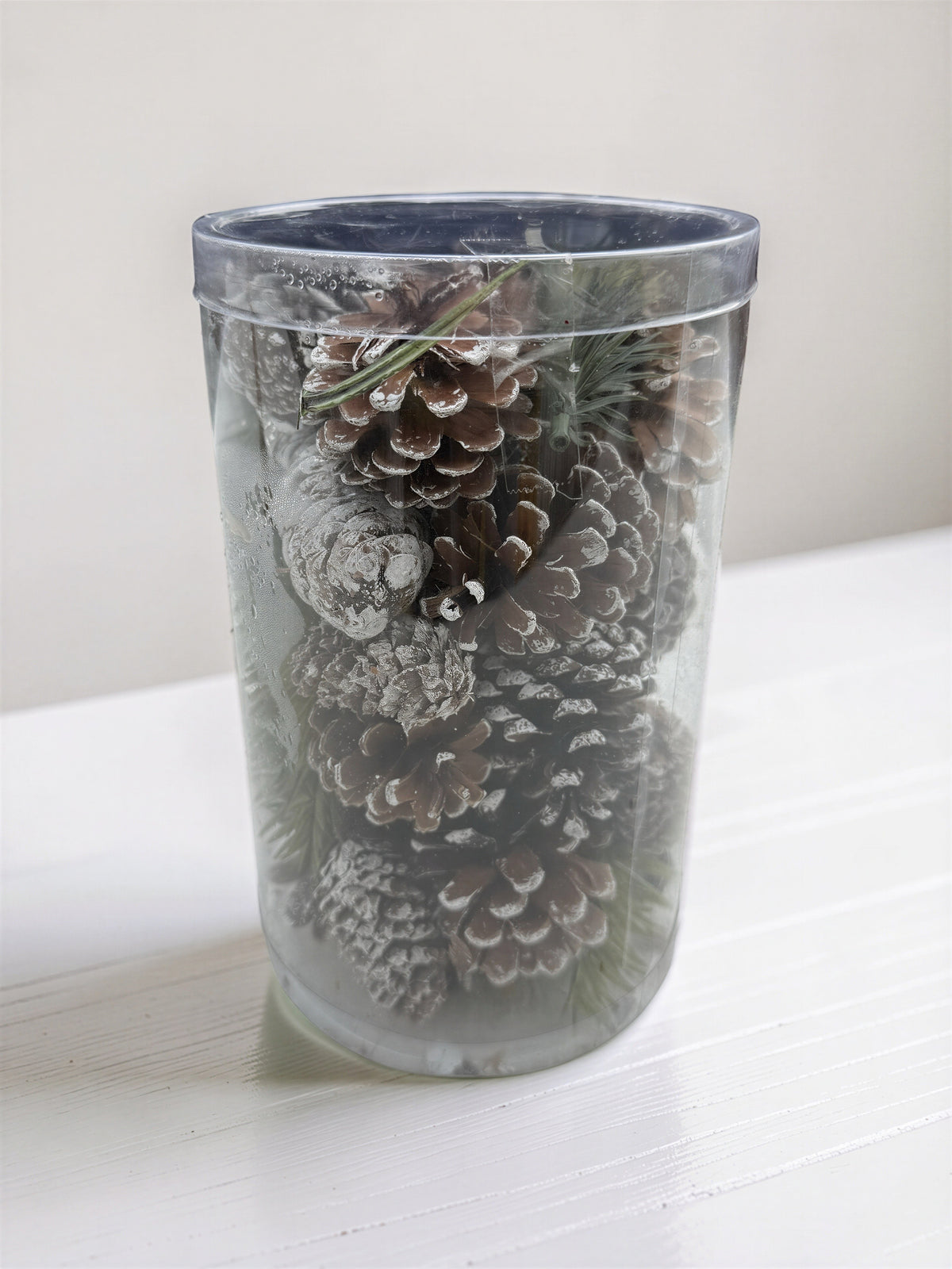 Pinecone Tub