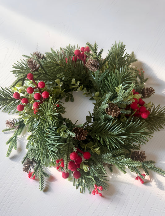 Pineheart Berry Candle Ring