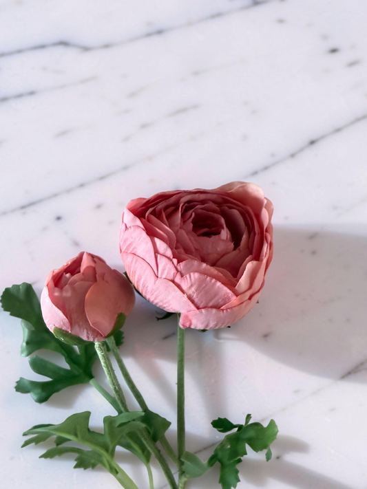 Coral Real Touch Ranunculus Stem