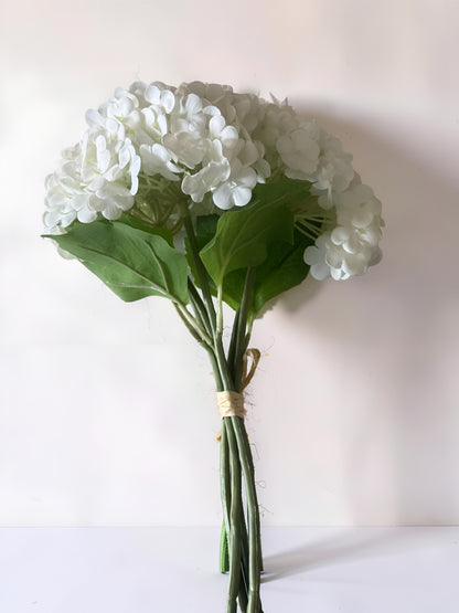 White Mini Hydrangea Bunch