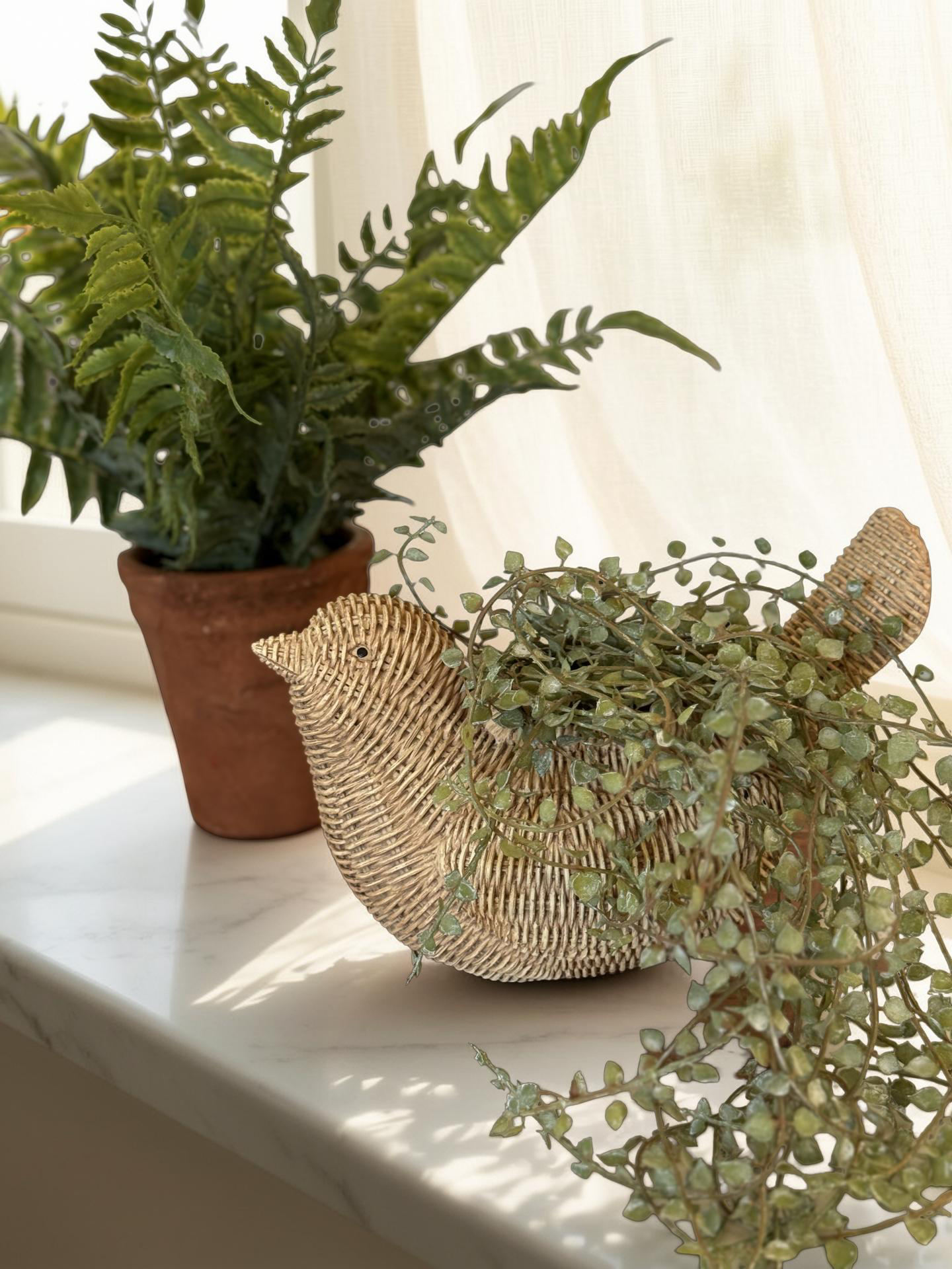 Polyresin Weave Bird Pot