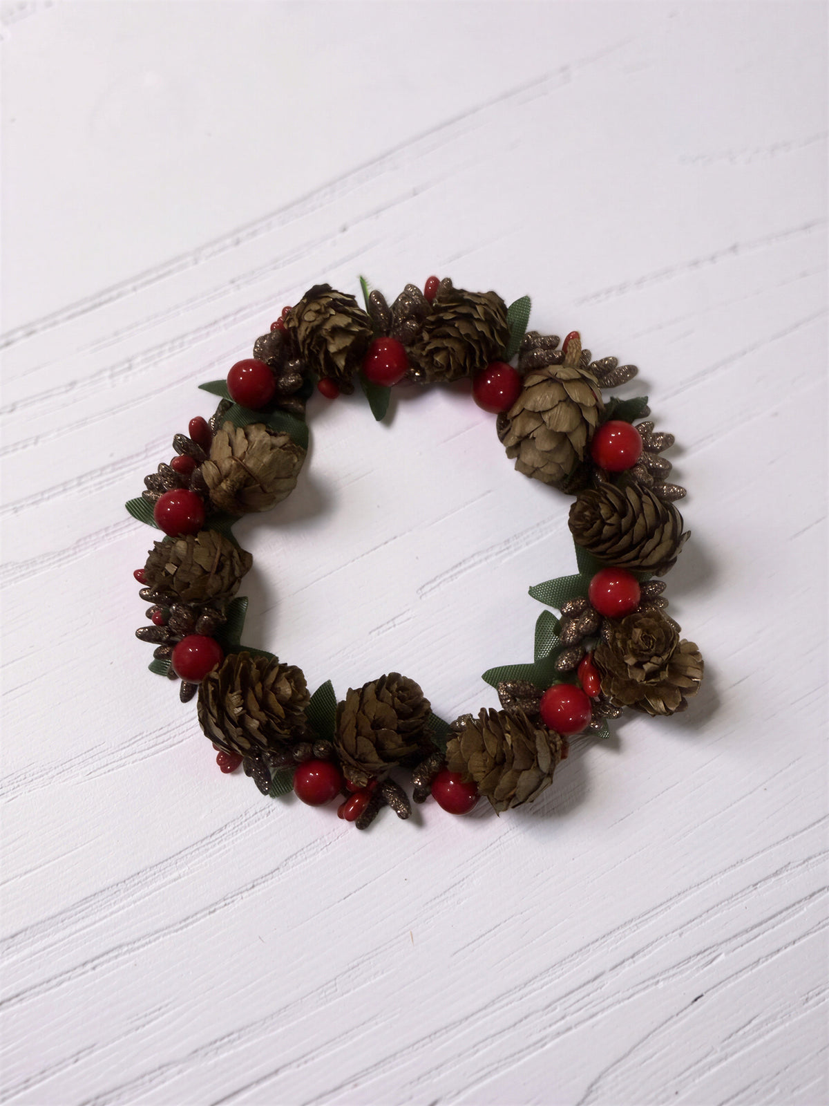 Berry Pinecone Candle Ring