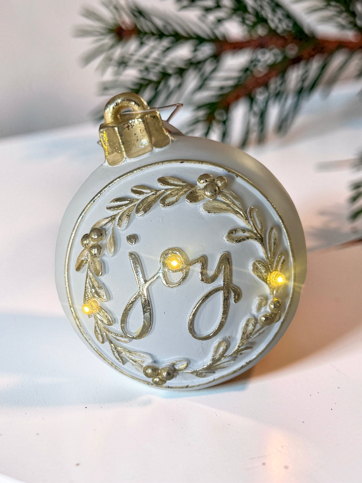 White and Gold LED Tabletop Ornaments