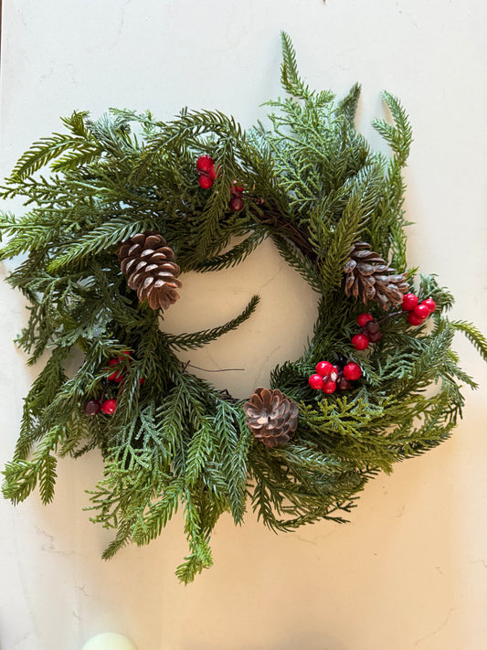 Real Touch Berry Pinecone Candle Ring