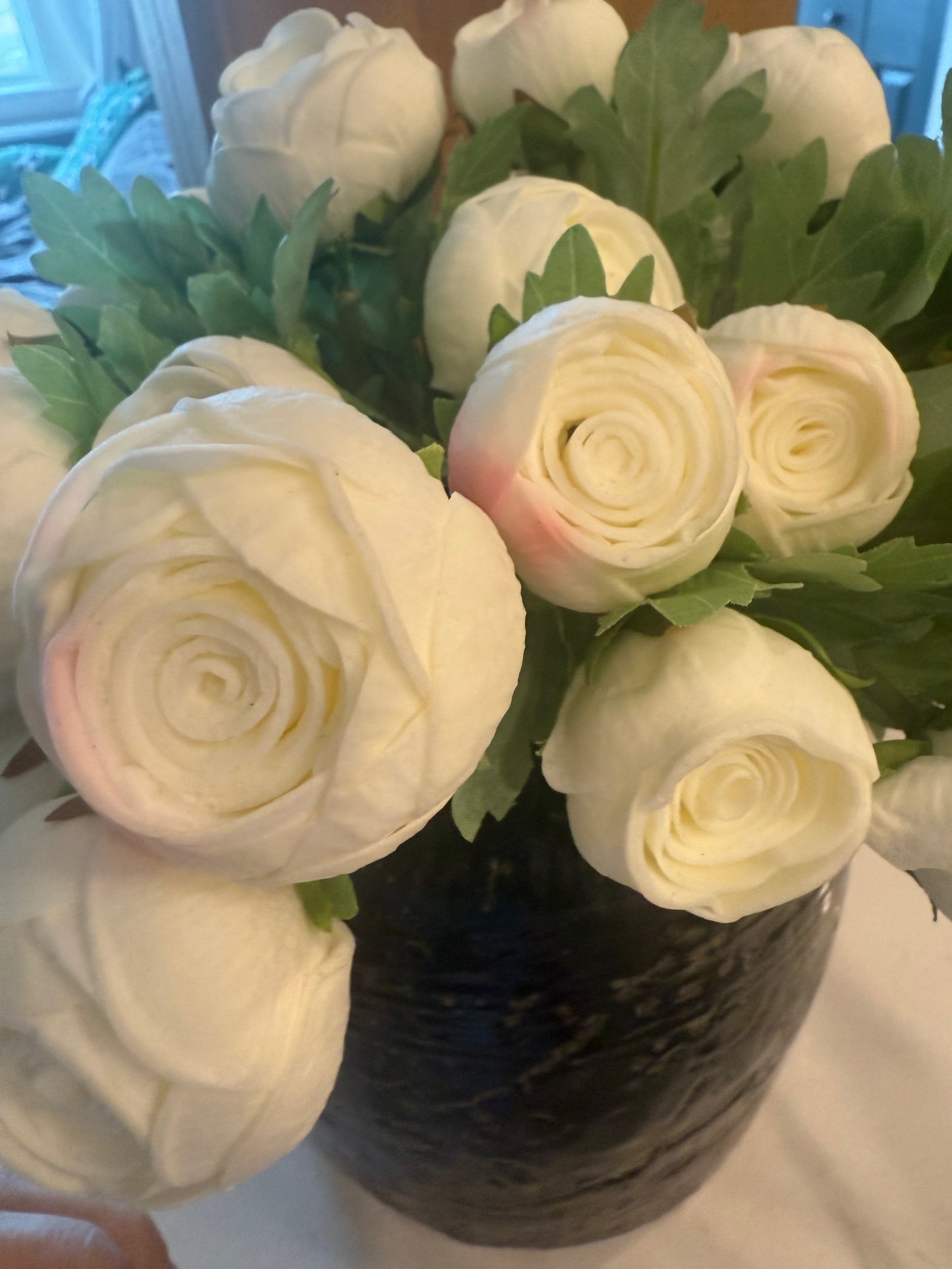 Real Touch Ranunculus Bunch (white stems has a few pink marks on them)