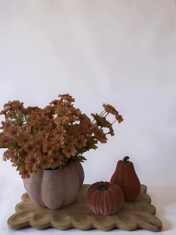 Creating a cozy fall moment is all about layering beautiful textures. 🍂Shop these curated fall favorites before they’re gone. Quantities are limited, and many seasonal pieces won’t be restocked.🛍️ HomeDecorWithMichelle.com